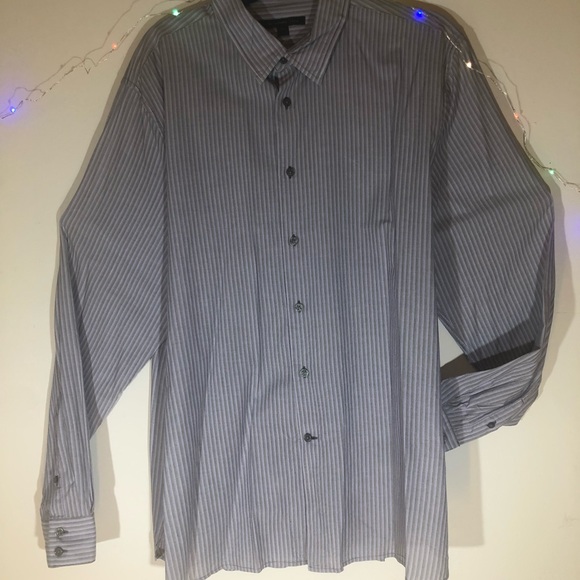 John Varvatos striped button down shirt. Play or Pro, M or F. A standout. XL - Picture 3 of 9